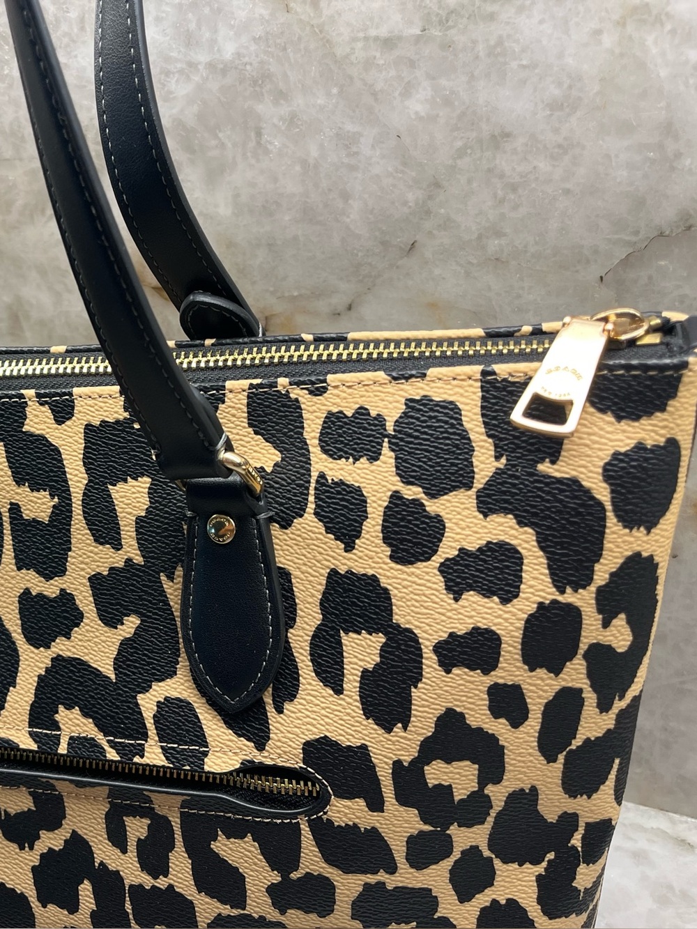 Coach Gallery Tote Signature Canvas Leopard Print Brown Black Bag - Picture 5 of 5